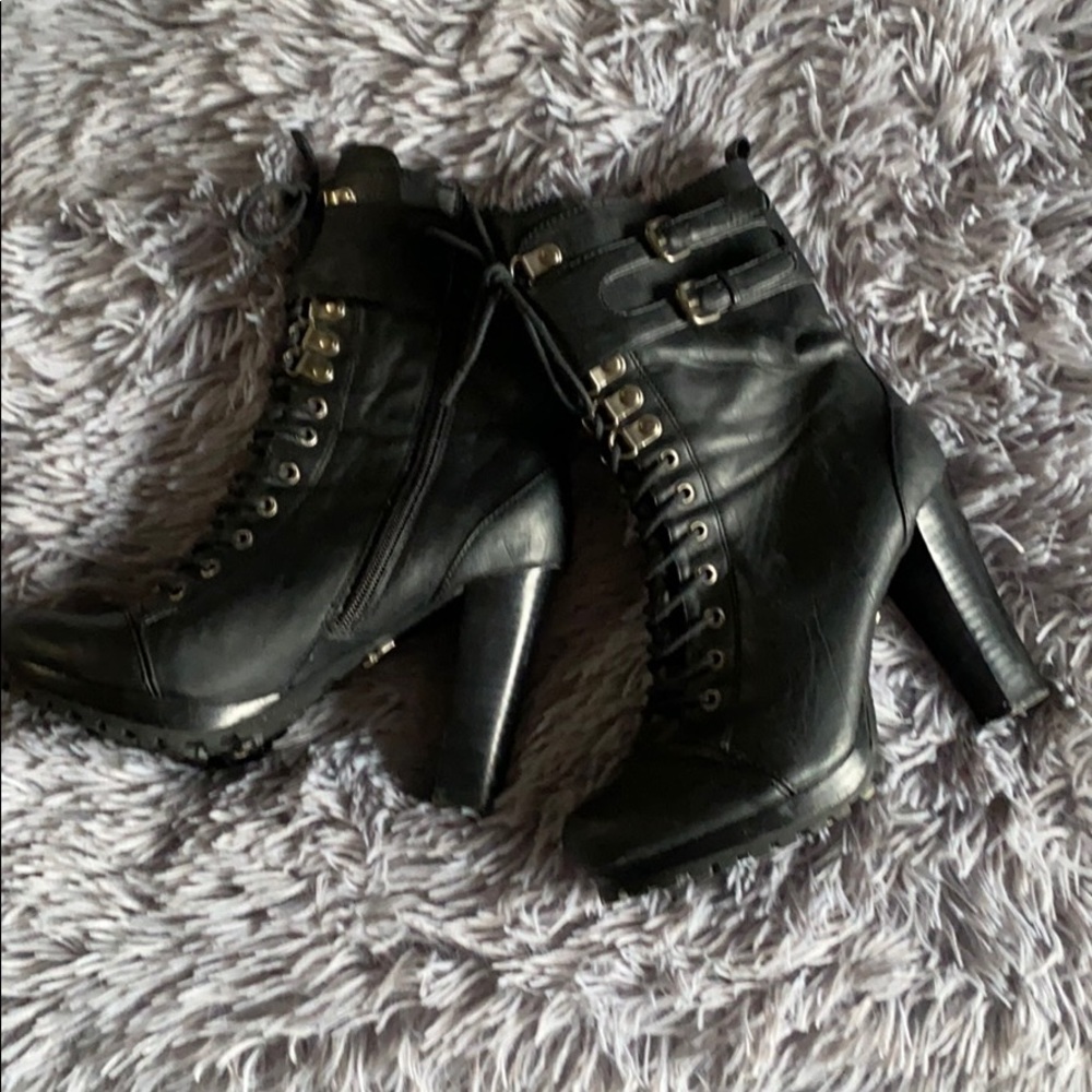 Worn 3 times